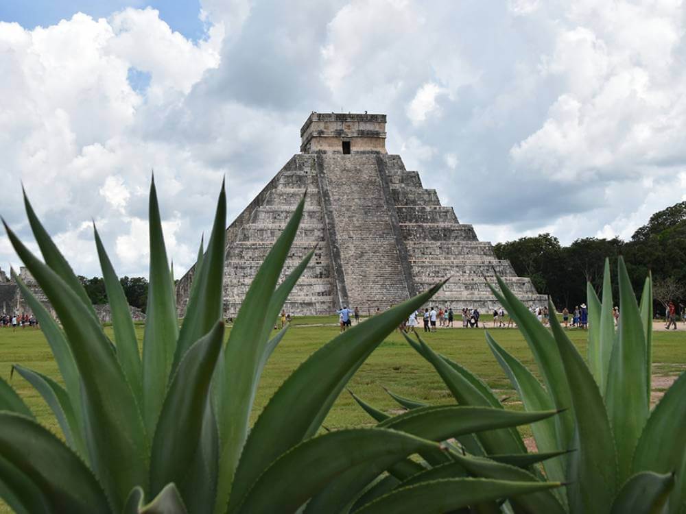 Three-in-one package; Xcaret, Isla Mujeres and Chichen Itza