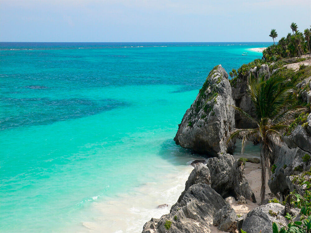 Holliday Package: Tours and Hotel in Cancún