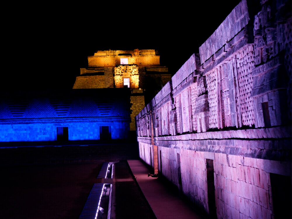 Uxmal Light and sound from Mérida 