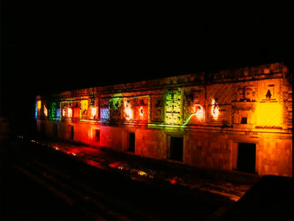 Uxmal Light and sound from Mérida 